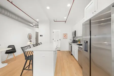 2095d34a 8edf 4a6c 90a3 34cd958d774d