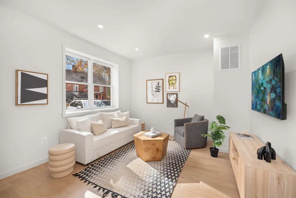 8770d642 3737 4141 ae9f 2c3fb76b16da