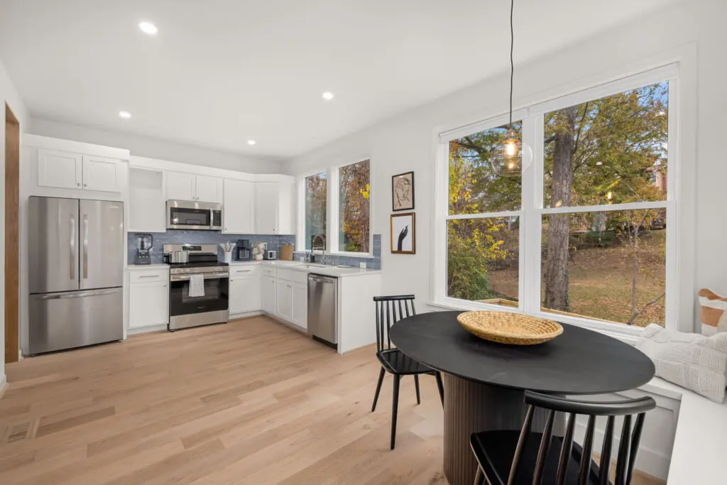 d17695f1 a96d 4370 9300 b783ba20fdbc